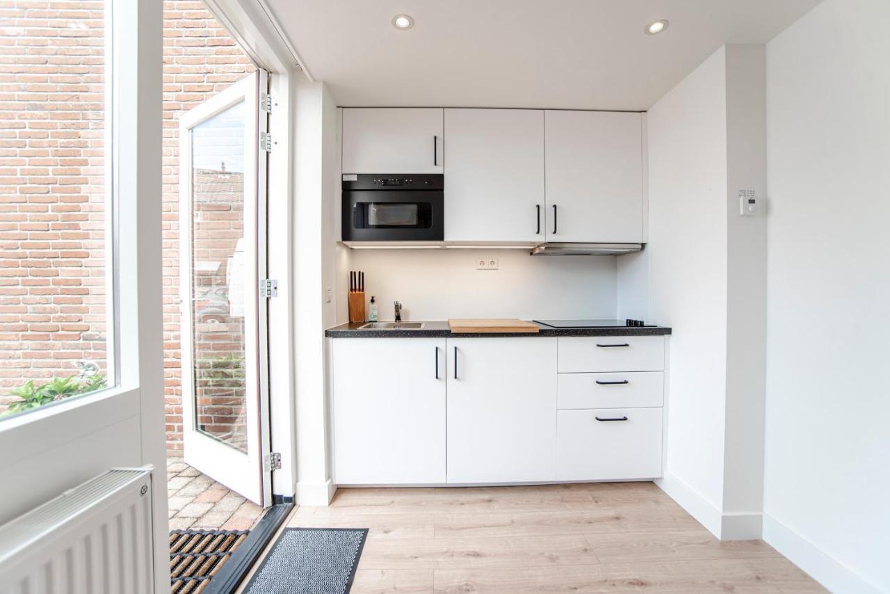 Happy Days Apartment - Luxurious - Free Parking On Own Property 赞德沃特 外观 照片